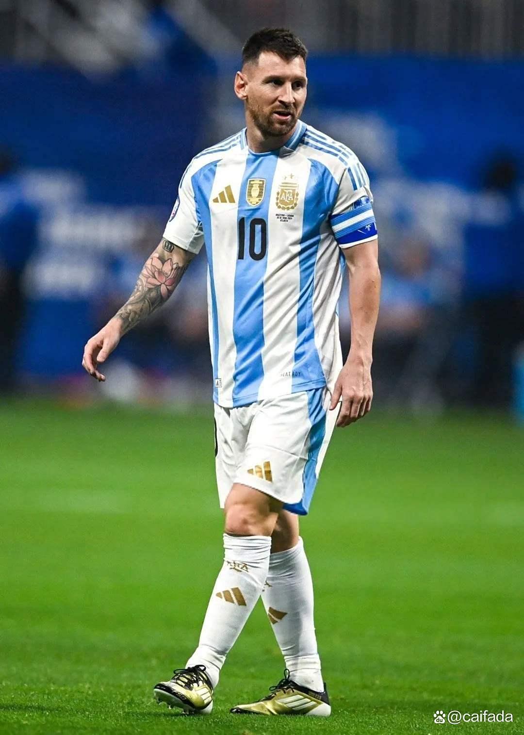 爱博体育-巴萨遗憾淘汰，梅西神勇未展现，让球迷唏嘘不已的简单介绍