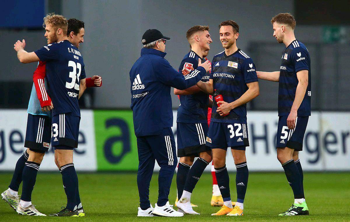 爱博体育-圣埃蒂安逼平尼斯，主场保持不败的简单介绍